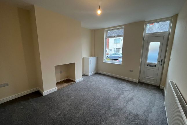 10, Gateford Avenue, Notinghamshire photo 2