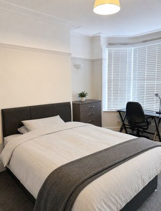 14, Burleigh Road, Loughborough photo 5