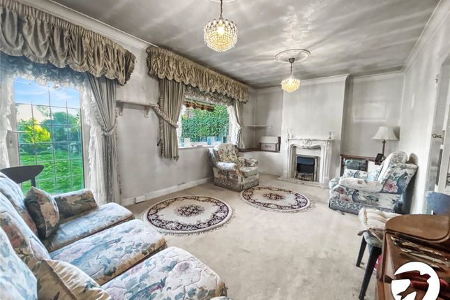 57, Wren Road, Kent photo 2