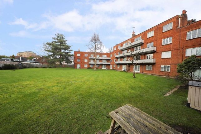 Thumbnail Flat to rent in Garden Close, Ruislip, Middlesex