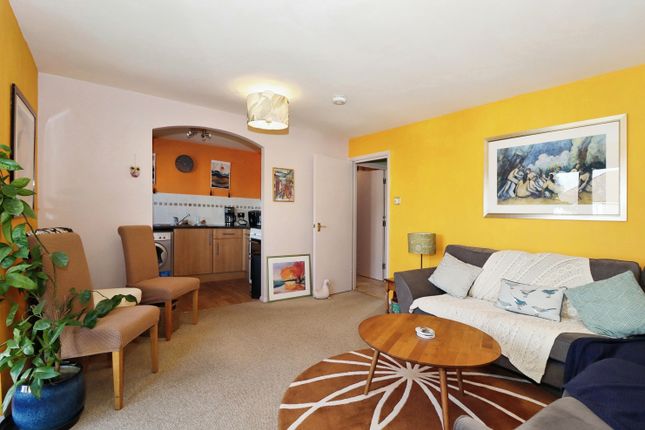 Flat for sale in Taylor Close, Kingswood, Bristol, Gloucestershire