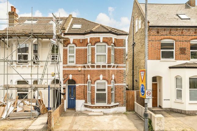 Thumbnail Flat to rent in Alexandra Road, Wimbledon