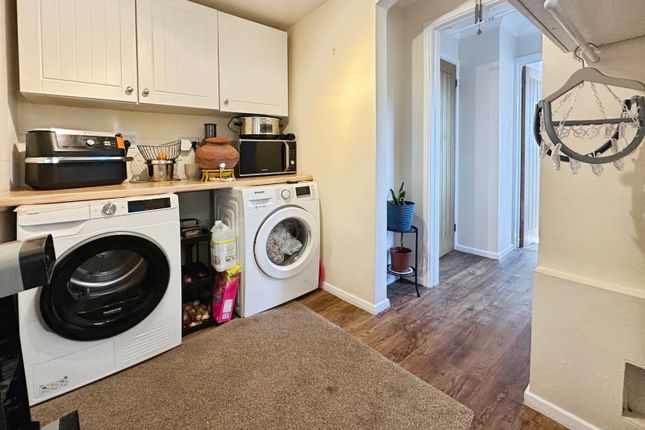 86, Elmwood Way, Hampshire photo 4