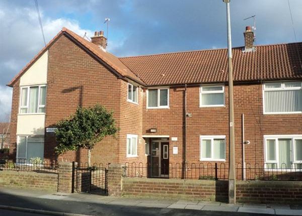 Flat to rent in Abberley Road, Halewood, Liverpool