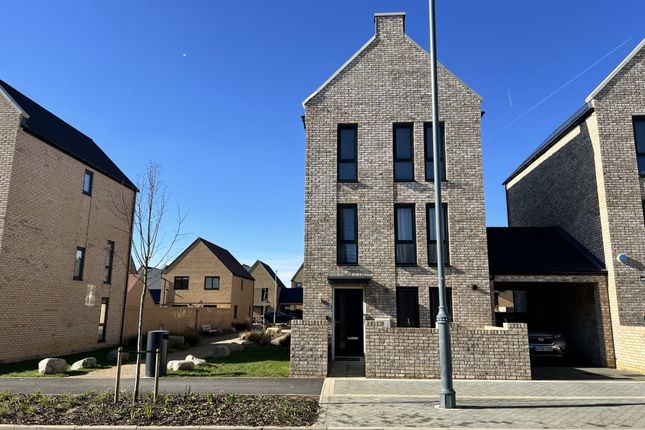 78 Sheepfold Lane, Cambourne, Cambridge photo 2