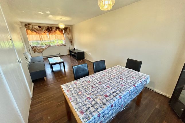 9, Cardinal Close, NOTTINGHAM photo 5