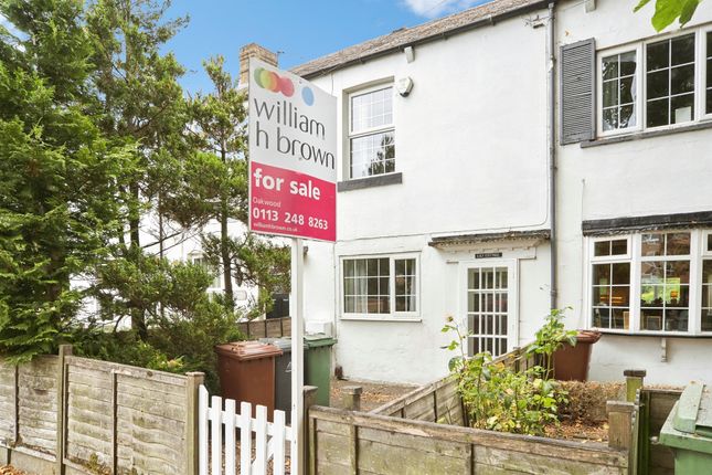 1-bed house on 405, Street Lane, Leeds, £200,000