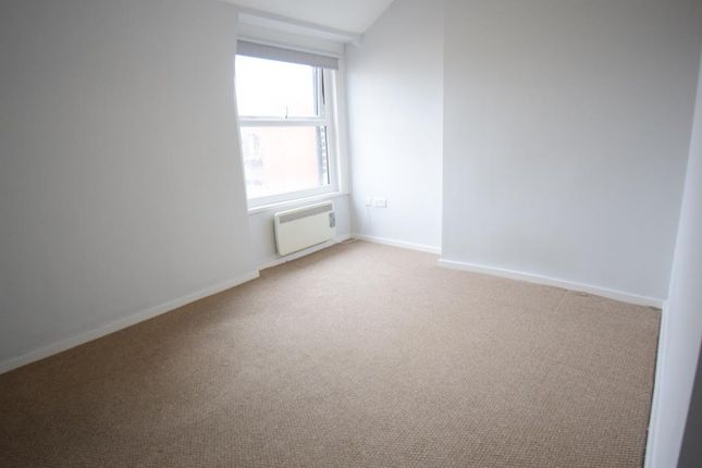 F5 , Stanton Ct, Church Street, Enfield photo 4