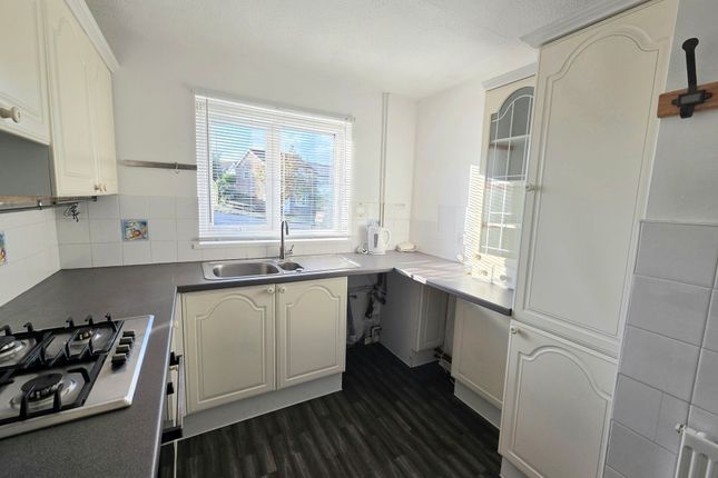 108 Westward Place, Bridgend photo 3