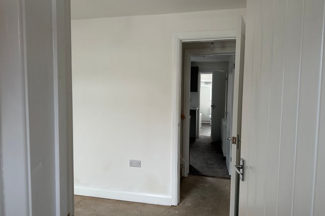 4, Daventry Terrace, Gloucester photo 4