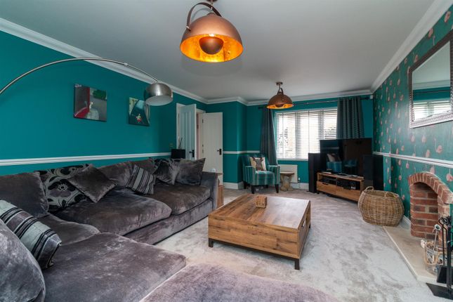 Detached house for sale in Walnut Grove, Cotgrave, Nottingham