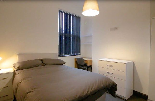 Thumbnail Property to rent in Oxford Street, St. Helens