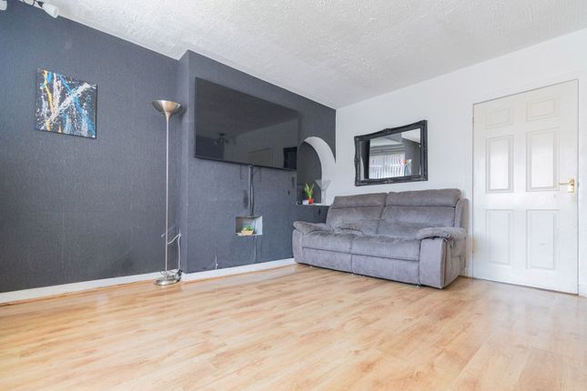 5 Calderwood Drive, Glasgow photo 4