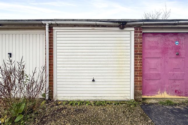 Studio parking on Garage, Garage, Church Way, Worthing, £20,000