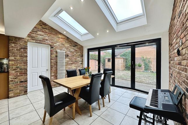 Pinecroft Road, Berkshire photo 3