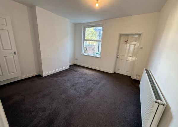 99, Park Road, Netherton photo 3