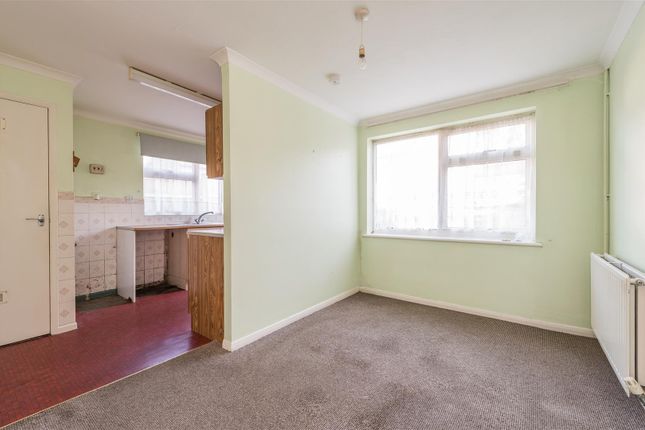 15, Lanercost Way, Ipswich photo 5
