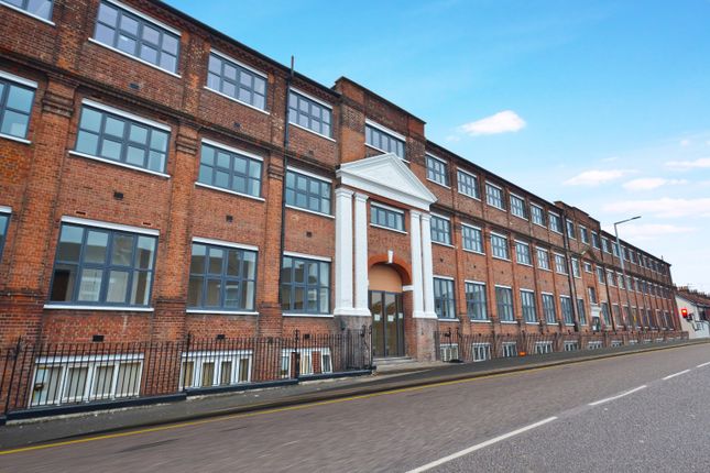 Flat for sale in Flat 1, Rembrandt House, 400 Whippendell Road, Watford