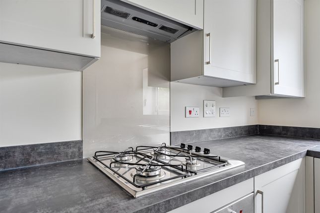 12, Platform Rise, South Elmsall, Pontefract photo 4