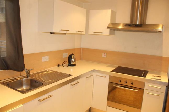 Flat to rent in The Linx Building, 25 Simpson Street, Manchester