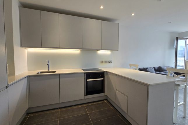 LC 404B, Hulme Street, Salford, Manchester, Manchester photo 4