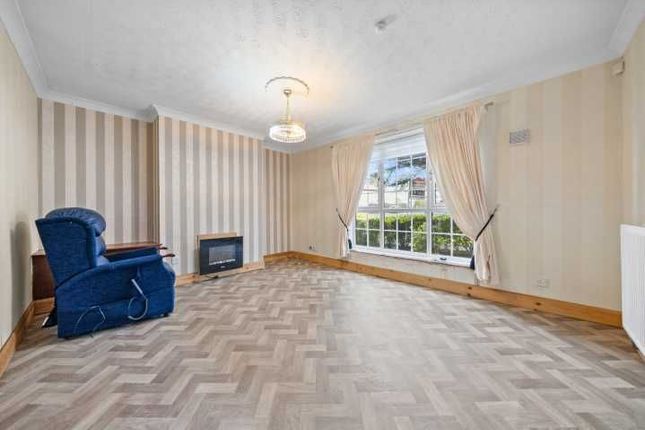 32 Moredun Street, Glasgow photo 2
