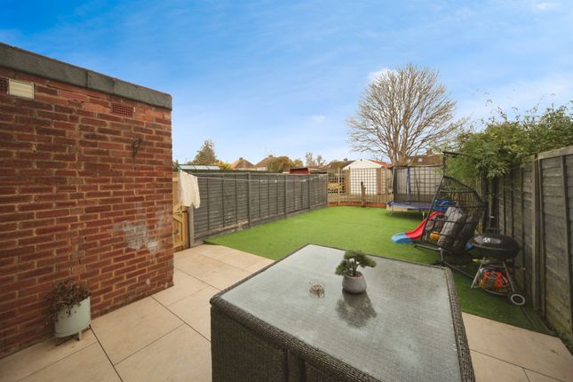 31, Park Avenue, Dunstable photo 3