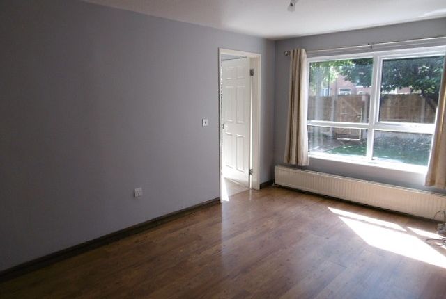 10, Hartford Close, The Meadows, Nottingham photo 4