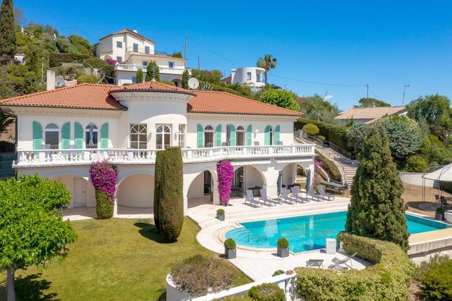 Villa for sale in Mandelieu La Napoule, Cannes Area, French Riviera