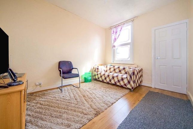 1 bed flat for sale in Barking Road, London E13