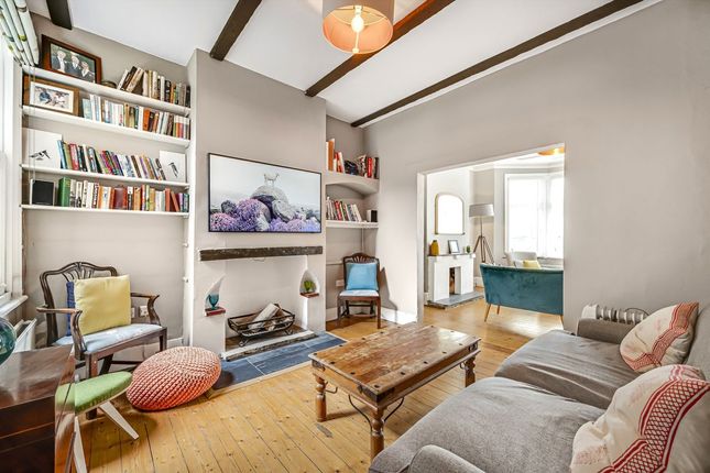 18, Grantham Road, London photo 3
