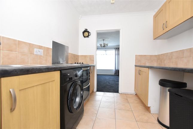 38, Brighton Avenue, Leeds photo 3
