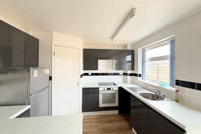 4, Adur Close, Lancing photo 5