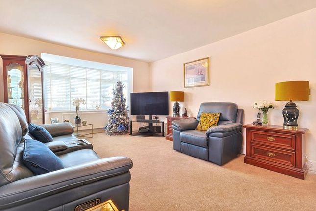 2, Greenover Place, Brixham photo 3