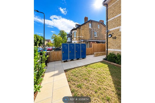 Flat, Nicoll Road, London photo 3