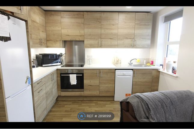 Flat, Greenwood Lodge Greenhill Road, Winchester photo 2
