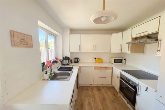 42 Selkirk Drive, Crewe photo 3