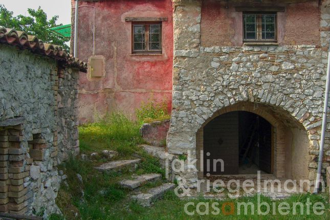 Country house for sale in Italy, Umbria, Perugia, Trevi