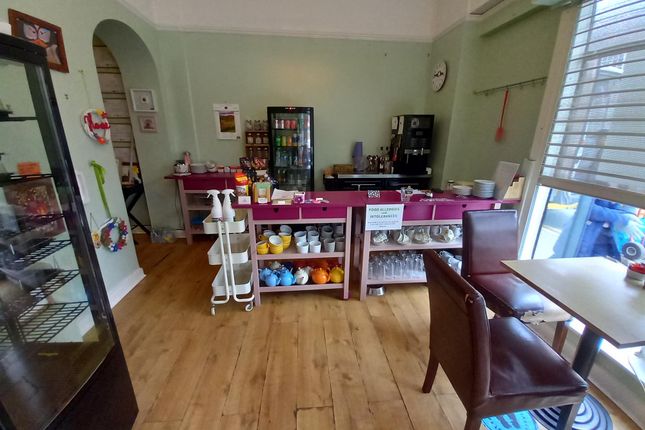 Thumbnail Restaurant/cafe for sale in Cafe &amp; Sandwich Bars B46, Warwickshire