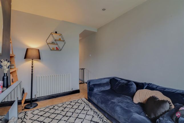 198, White Lane, Sheffield photo 4