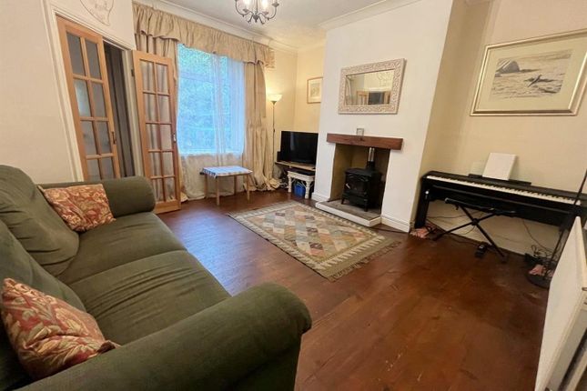 36, Long Row, Stalybridge photo 3