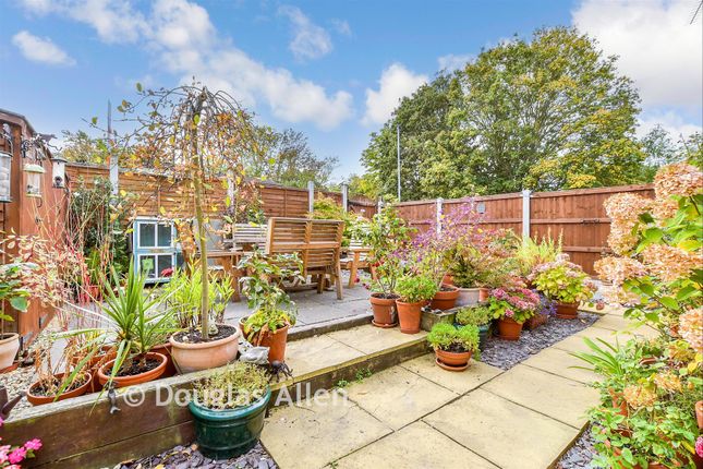 229, Rectory Road, Basildon photo 2
