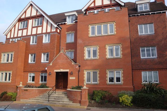 2 Bedroom Flats To Let In Cv3 Primelocation