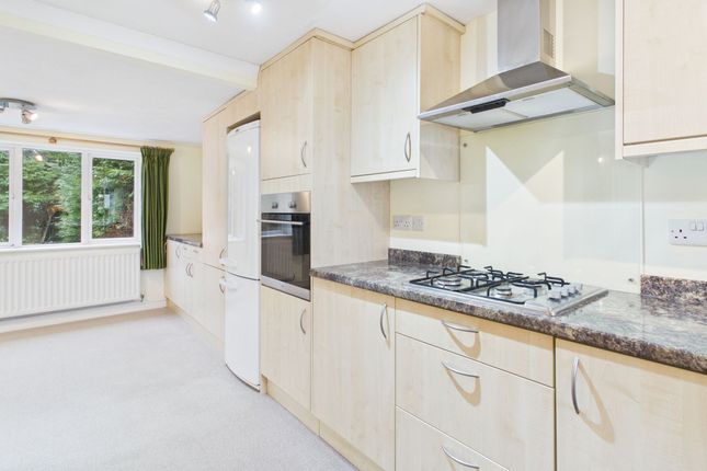 4 Meadowside Close, Kendal photo 4