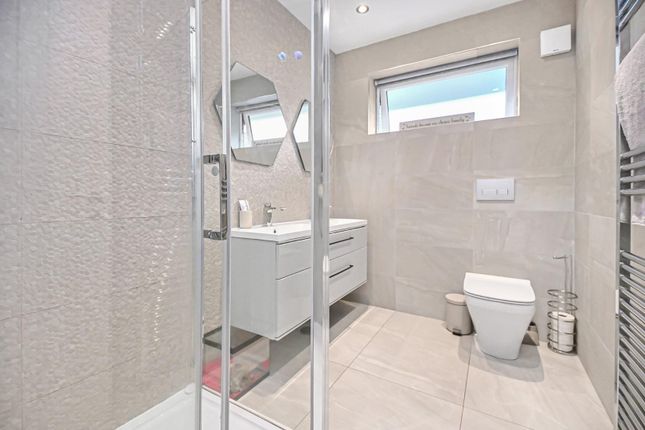 1 Woodstock Drive Shower Room (1).Jpg