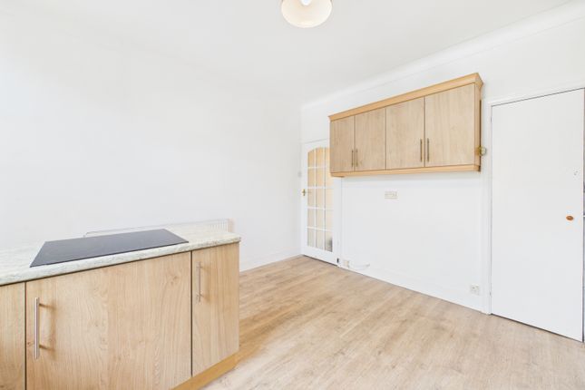 14 Slate Street, Heeley, Sheffield photo 4