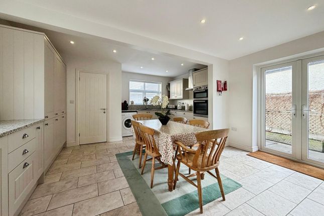 31, Victoria Road, Hythe photo 3