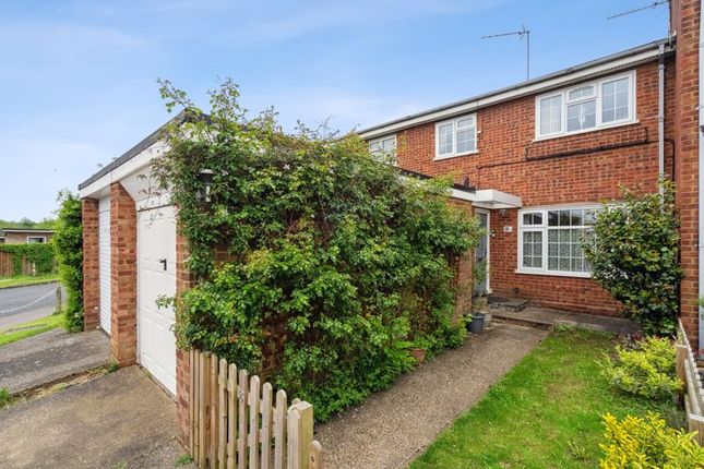Thumbnail Terraced house for sale in Mayfare, Croxley Green
