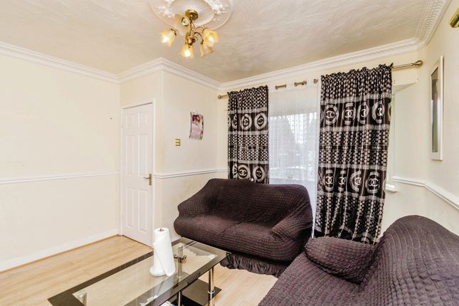 12, Kelvin Place, Walsall photo 3