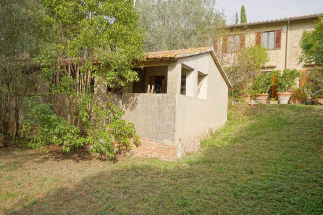 Farmhouse for sale in Via Montevilen N7, Perugia (Town), Perugia, Umbria, Italy
